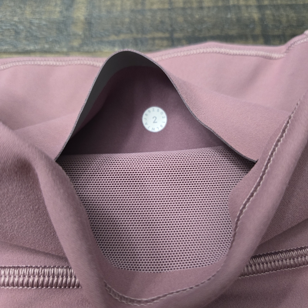 LULULEMON In Movement Shorts | 2 - Picture 5 of 5